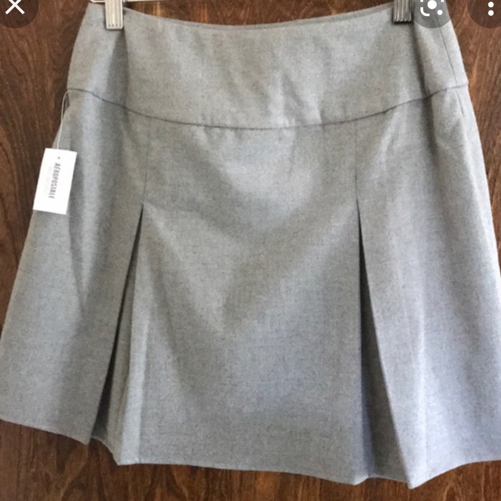 IF ANYONE HAS THIS SKIRT..